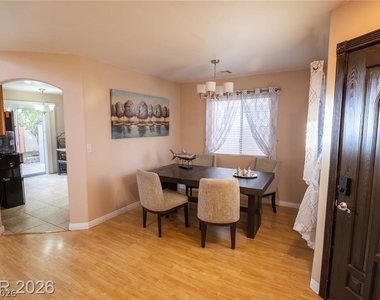 805 Old Mine Creek Lane - Photo Thumbnail 15