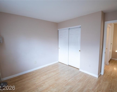 805 Old Mine Creek Lane - Photo Thumbnail 46