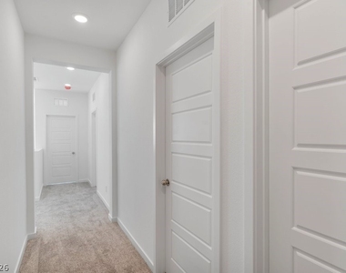 8328 Meridian Ridge Avenue - Photo Thumbnail 5