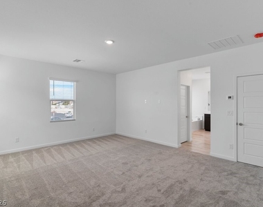 8328 Meridian Ridge Avenue - Photo Thumbnail 16