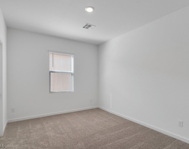 8328 Meridian Ridge Avenue - Photo Thumbnail 11
