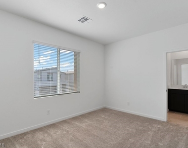 8328 Meridian Ridge Avenue - Photo Thumbnail 6