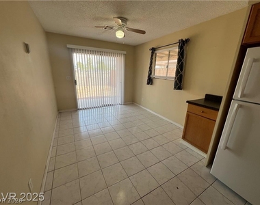 6430 Alomar Avenue - Photo Thumbnail 5
