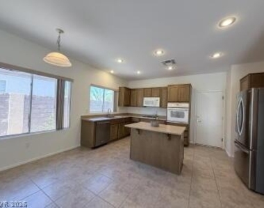 3041 Lehman Cave Court - Photo Thumbnail 4