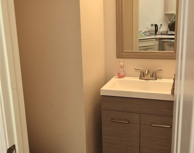8064 Teresita Avenue - Photo Thumbnail 6