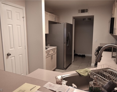 8064 Teresita Avenue - Photo Thumbnail 5