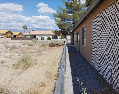 1420 E Pocahontas Avenue - Photo Thumbnail 19