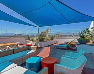 150 Las Vegas Boulevard - Photo Thumbnail 25