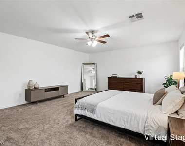 10289 Gibson Isle Drive - Photo Thumbnail 8