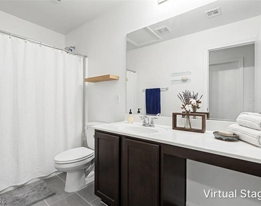 10289 Gibson Isle Drive - Photo Thumbnail 7