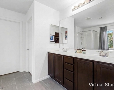 10289 Gibson Isle Drive - Photo Thumbnail 9