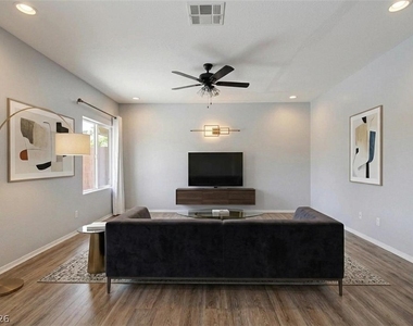 10289 Gibson Isle Drive - Photo Thumbnail 1