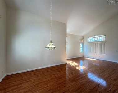 9242 Snow Flower Avenue - Photo Thumbnail 6