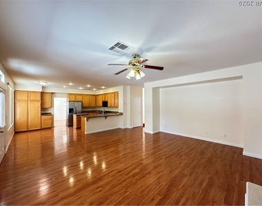9242 Snow Flower Avenue - Photo Thumbnail 7