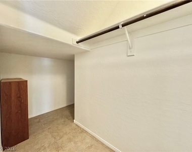 10037 White Mulberry Drive - Photo Thumbnail 13