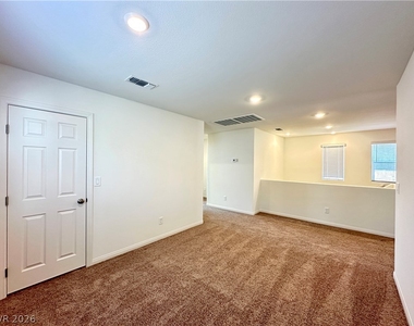 4090 Juniper Pear Avenue - Photo Thumbnail 11