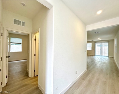 4090 Juniper Pear Avenue - Photo Thumbnail 6