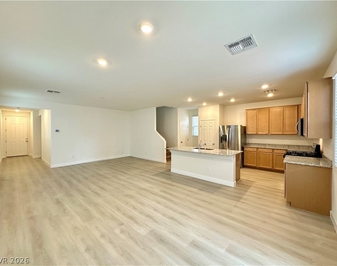 4090 Juniper Pear Avenue - Photo Thumbnail 2