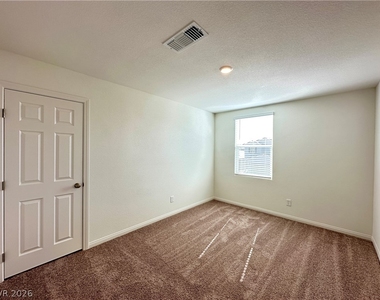 4090 Juniper Pear Avenue - Photo Thumbnail 14