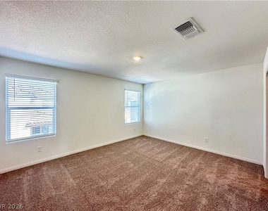 4090 Juniper Pear Avenue - Photo Thumbnail 12