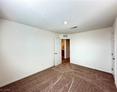 4090 Juniper Pear Avenue - Photo Thumbnail 17