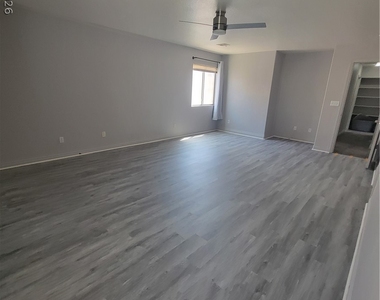 5916 Kenmore Street - Photo Thumbnail 15