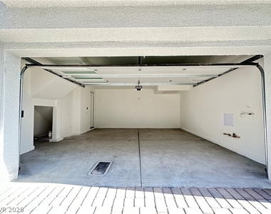 3341 Esker Ridge Avenue - Photo Thumbnail 27