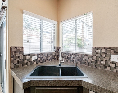 8791 Arawana Place - Photo Thumbnail 11