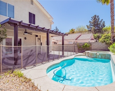 8791 Arawana Place - Photo Thumbnail 34
