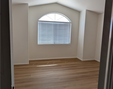 3453 Classic Bay Lane - Photo Thumbnail 21