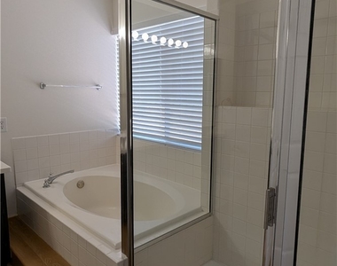 3453 Classic Bay Lane - Photo Thumbnail 32