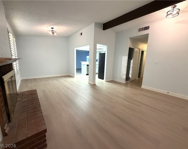 700 Northstar Street - Photo Thumbnail 2