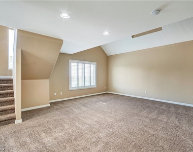 9180 Worsley Park Place - Photo Thumbnail 40