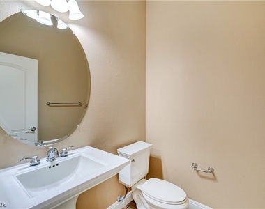 9180 Worsley Park Place - Photo Thumbnail 18
