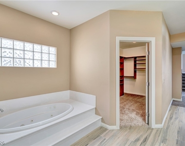9180 Worsley Park Place - Photo Thumbnail 43