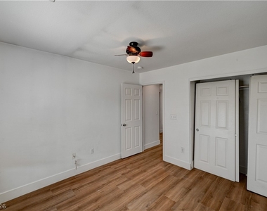 9985 Big Bow Springs Court - Photo Thumbnail 19