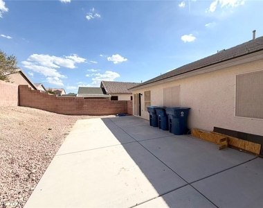 2732 Echo Springs Street - Photo Thumbnail 15