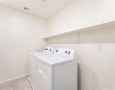 410 Larksong Avenue - Photo Thumbnail 24