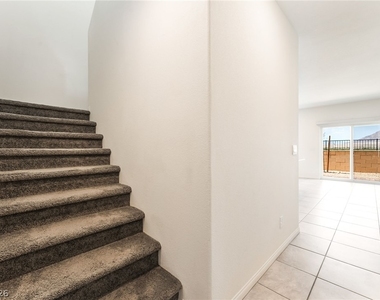 410 Larksong Avenue - Photo Thumbnail 14