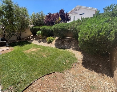 9469 Thatched Sunlight Court - Photo Thumbnail 30