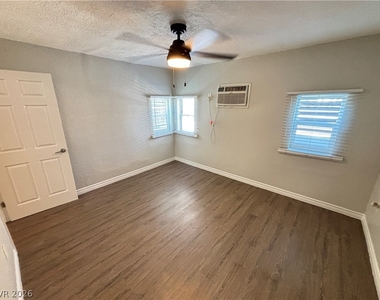 1101 Stewart Avenue - Photo Thumbnail 11