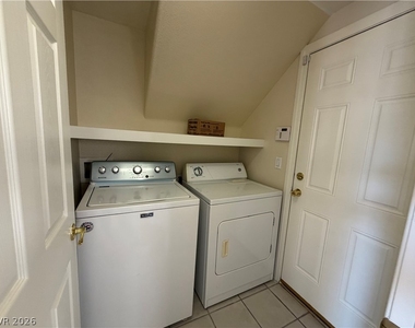 10972 Ladyburn Court - Photo Thumbnail 15