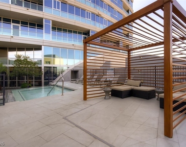 4525 Dean Martin Drive - Photo Thumbnail 24
