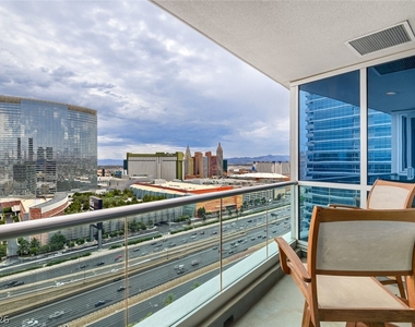 4525 Dean Martin Drive - Photo Thumbnail 13