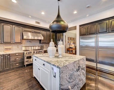 10212 Stone Briar Court - Photo Thumbnail 56