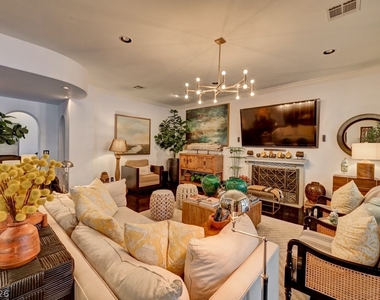 10212 Stone Briar Court - Photo Thumbnail 50