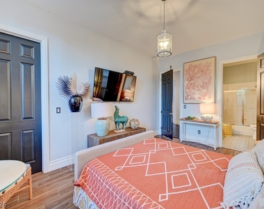 10212 Stone Briar Court - Photo Thumbnail 36
