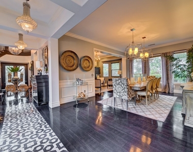 10212 Stone Briar Court - Photo Thumbnail 39