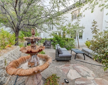10212 Stone Briar Court - Photo Thumbnail 19