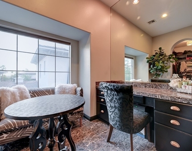 10212 Stone Briar Court - Photo Thumbnail 96